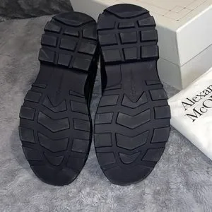 Alexander McQUEEN M Lea Slick Boot UK size 43 box says 40 smh Alexander McQueen | Shoes | Alexander Mcqueen M Lea Slick  main image 2